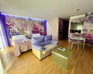Posezení v ubytování Apartamentos Suites Capitolio
