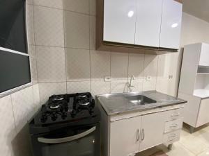 Η κουζίνα ή μικρή κουζίνα στο Casinha aconchegante no Vale do Ribeira