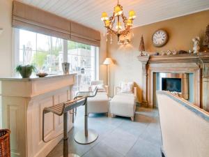 Χώρος καθιστικού στο Great holiday home in Bastogne with sauna +42 φωτογραφίες