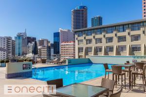 Πισίνα στο ή κοντά στο Charming Studio Apartment in Auckland Central