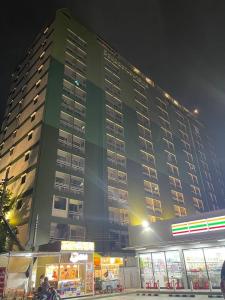 Budova, kde se aparthotel nachází