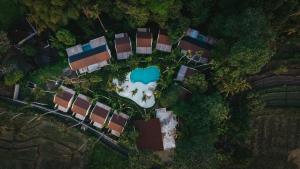 Bazén v ubytování Loku Kedungu - Boutique Resort nebo v jeho okolí