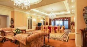 Χώρος καθιστικού στο Country Garden Phoenix Hotel Europe City Chuzhou