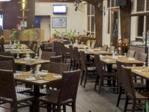 Εστιατόριο ή άλλο μέρος για φαγητό στο Asana Biak Papua Hotel +42 φωτογραφίες