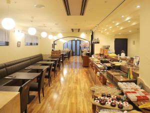 Jídlo v hotelu nebo okolí