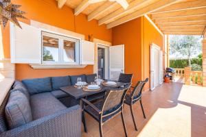 Posezení v ubytování Villa Amelia cerca de cala Pi