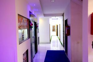 Fotografie z fotogalerie ubytování Hotel New Shiv INN v destinaci Vadódara