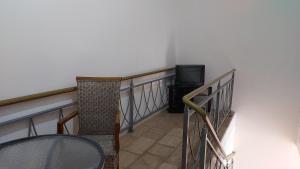 Posezení v ubytování Mon Ami Loft Apartment
