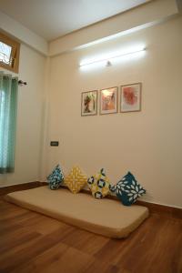 Χώρος καθιστικού στο Axom Aura 2BHK +4 φωτογραφίες