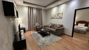 Telewizja i/lub zestaw kina domowego w obiekcie Le Park Hotel