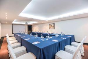 Zona business o sala conferenze di NH Collection Quito Royal
