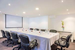 Zona business o sala conferenze di NH Collection Quito Royal