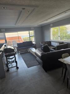 Afbeelding uit fotogalerij van Emakhonkosi Guest House in Ballito