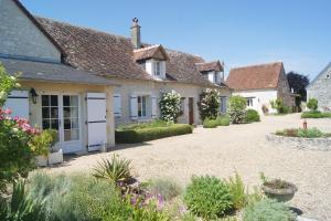 Imagen de la galería de Le Verger des Hirondelles Chambres hôtes, en Bournan