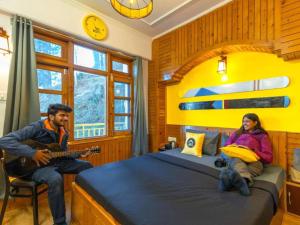 入住The Hosteller Narkanda的客人