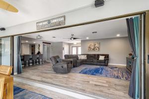 Setusvæði á Punta Gorda Paradise 3BR with Water Views & Pool