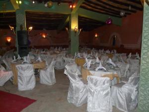 Restaurace v ubytování Palmeras Y Dunas Luxery Camp