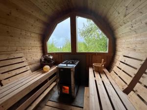 Fotografie z fotogalerie ubytování Glamping Tent with amazing view in the forest v destinaci Torsby