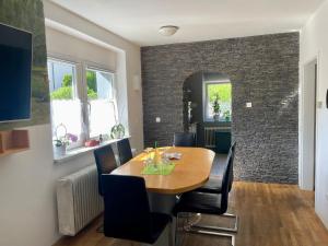 TV a/nebo společenská místnost v ubytování Apartma Zeus