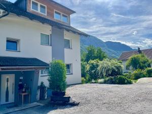 Nespecifikovaný výhled na hory nebo výhled na hory při pohledu z apartmánu