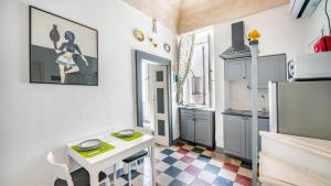 Kuchyňa alebo kuchynka v ubytovaní Maison Greta by Rentbeat