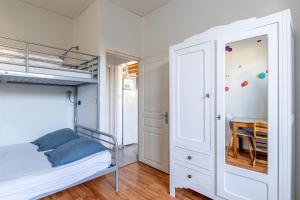 En eller flere senge i et værelse på 190, chic, sobre, plage à pied, 6 p