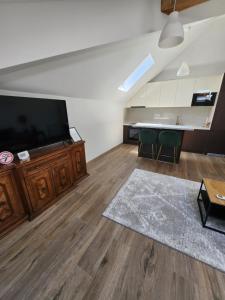 TV o dispositivi per l'intrattenimento presso New Lux