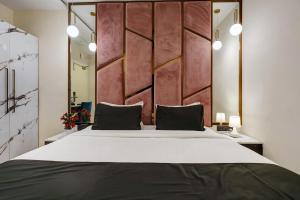 Postel nebo postele na pokoji v ubytování Astra Hotels & Suites - Koramangala