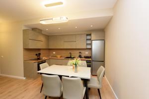 Kuchyň nebo kuchyňský kout v ubytování Eda apartment + 4 fotografie