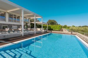 Πισίνα στο ή κοντά στο Hotel Vila Rova