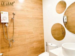 Bagno di Leleaf Work Spaces Hotel - เลอลีฟ เวิร์คสเปซ โฮเทล