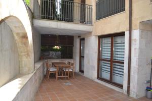 A balcony or terrace at Apartamentos Suites&Homes