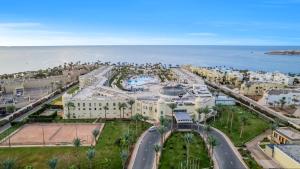 Общий вид на море или вид на море из курортного отеля