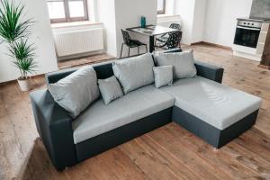 Kuchyňa alebo kuchynka v ubytovaní Apartmány 511