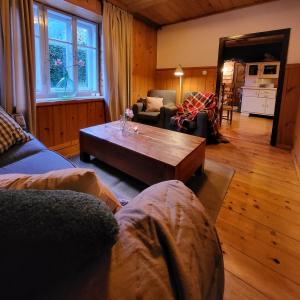 Posezení v ubytování Sachserhof Ferienwohnungen in Sachsenburg