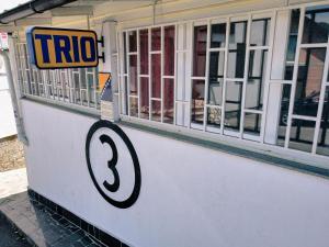 Certifikát, hodnocení, plakát nebo jiný dokument vystavený v ubytování TRIO sobe + 35 fotografií