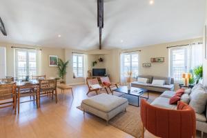 Μια τηλεόραση ή/και κέντρο ψυχαγωγίας στο 10CAN Appartement Vieux Port - 6 pers max