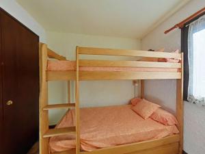 Posteľ alebo postele v izbe v ubytovaní Appartement 2 Pièces 4 Pers, Parking, Ski, Grand-Bornand - FR-1-241-241
