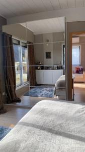 Ένα ή περισσότερα κρεβάτια σε δωμάτιο στο Chambre Viviane +12 φωτογραφίες