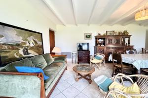 Posedenie v ubytovaní Maison familiale vue mer douceur à Clohars