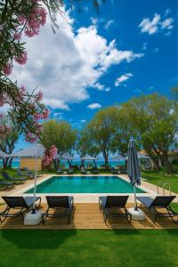 Bazén v ubytování Nest Beach Bungalows Datça nebo v jeho okolí + 17 fotografií