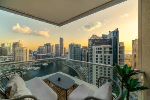 Luxury Apartments for Sale in Singapore - JamesEdition - Top-Floor Luxury Apartment Properties And Spaces