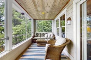 Gallery image of Splendor On The Lake in Center Harbor