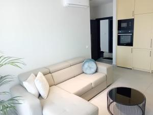 Χώρος καθιστικού στο Wesley apartment Qerret