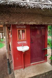 Фотография из галереи Temple tree garden beach в Варкале