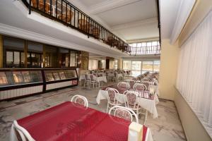 Φωτογραφία από το άλμπουμ του deniz apart hotel στο Κουσάντασι