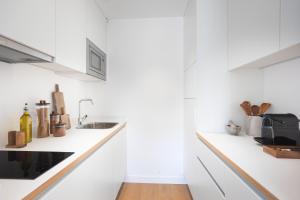 Kuchyň nebo kuchyňský kout v ubytování Babel Community Hôtel Lille - Villeneuve d'Ascq