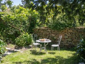 Zahrada ubytování Holiday Home Le Préau by Interhome