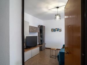 Televisyen dan/atau pusat hiburan di Apartment Giulianova Sea Side by Interhome +21 gambar