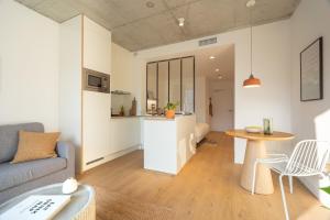 Kuchyň nebo kuchyňský kout v ubytování Babel Community Hôtel Lille - Villeneuve d'Ascq